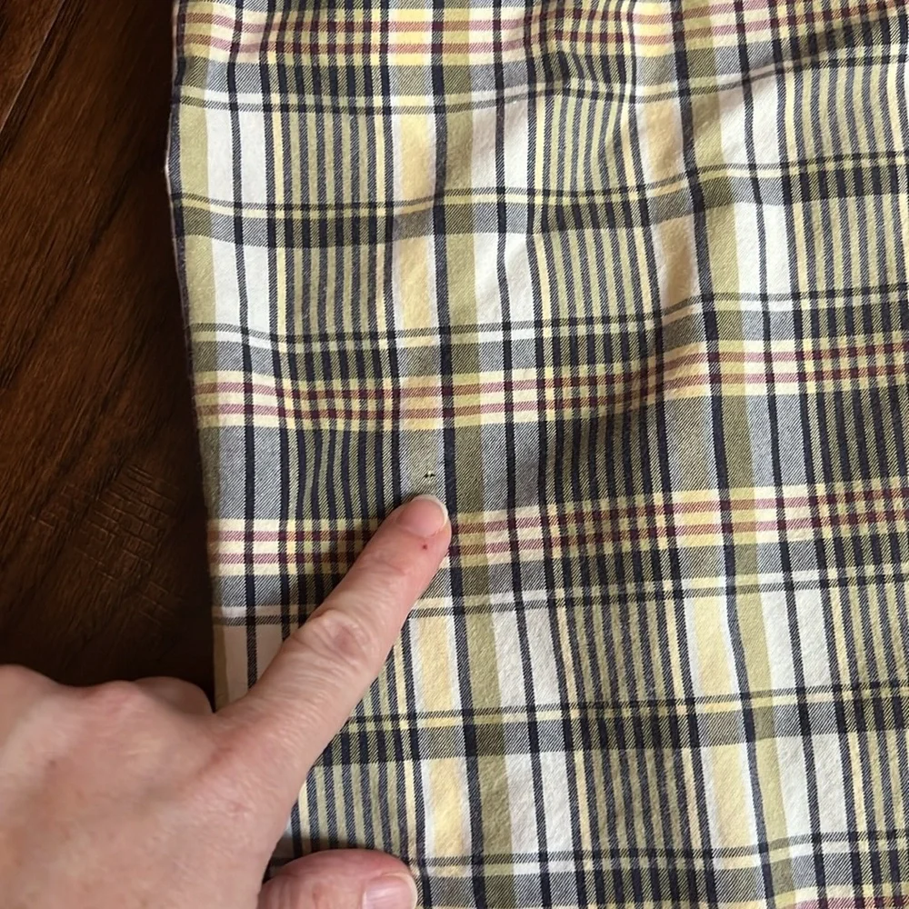 Men's Plaid Shorts - Tan and Black